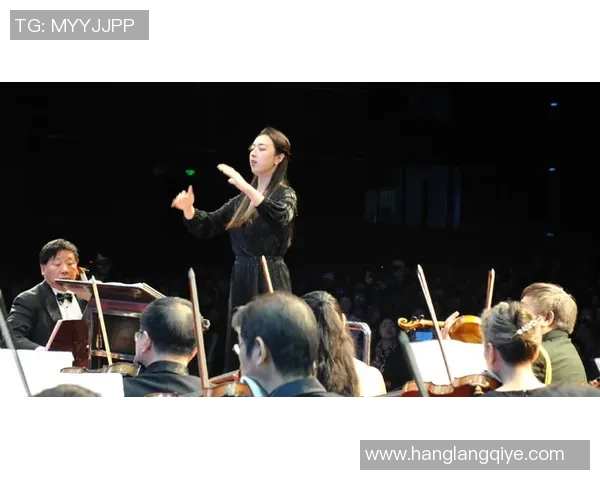 滑板与人生的交响曲:杨秀英的追梦之旅与深度对话